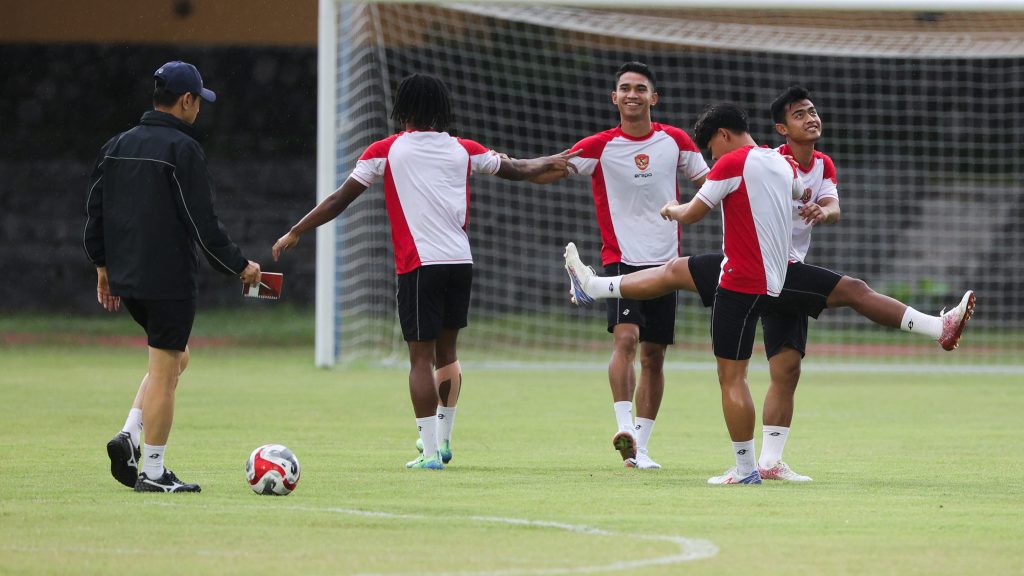 Ngintip Latihan Timnas Garuda Jelang Laga Krusial Kontra Filipina!