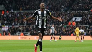 Newcastle Keras! Isak Tak Dijual, Kami Berkomitmen Menjaganya!